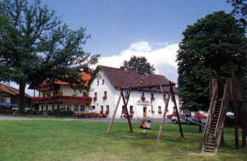 Gasthof mit Spielplatz